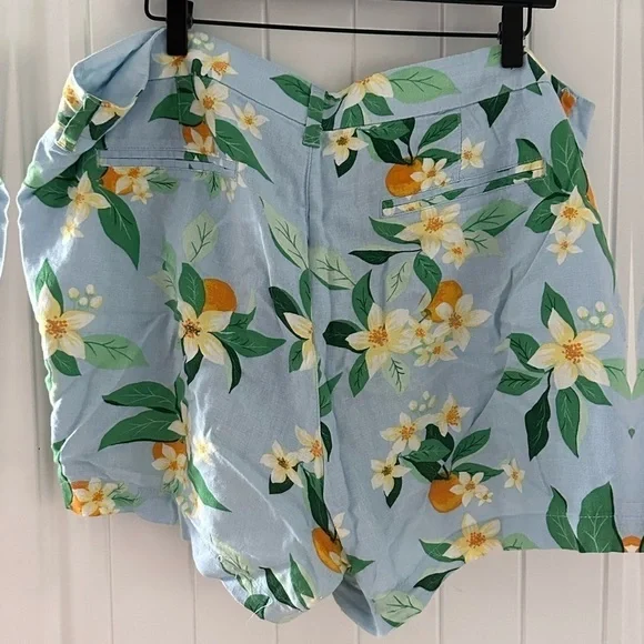 OLD NAVY LINEN SHORTS - Picture 4 of 4